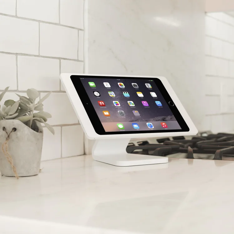 IPORT charging station for iPad smart home control