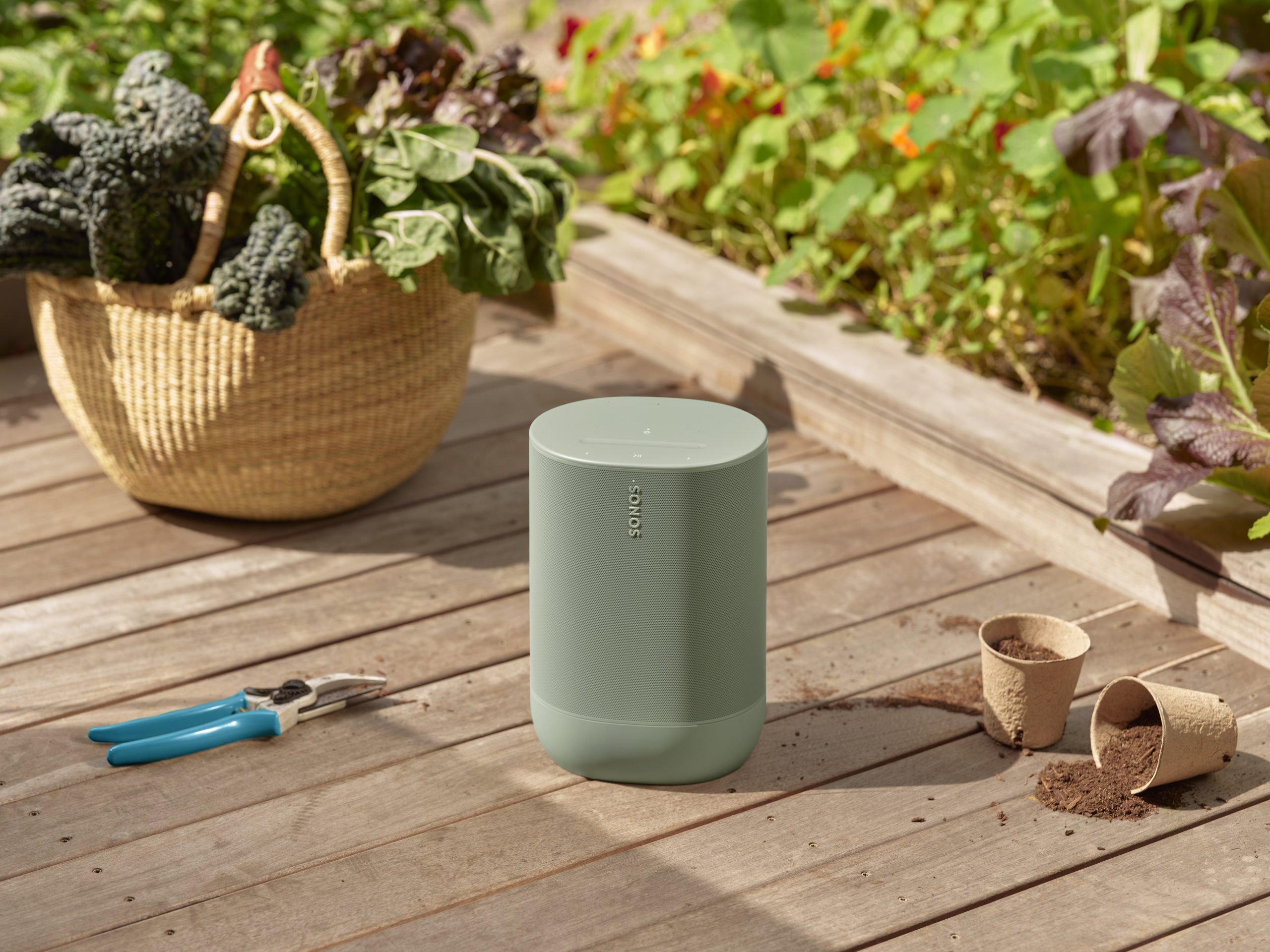 Sonos Move Speaker in the Garden