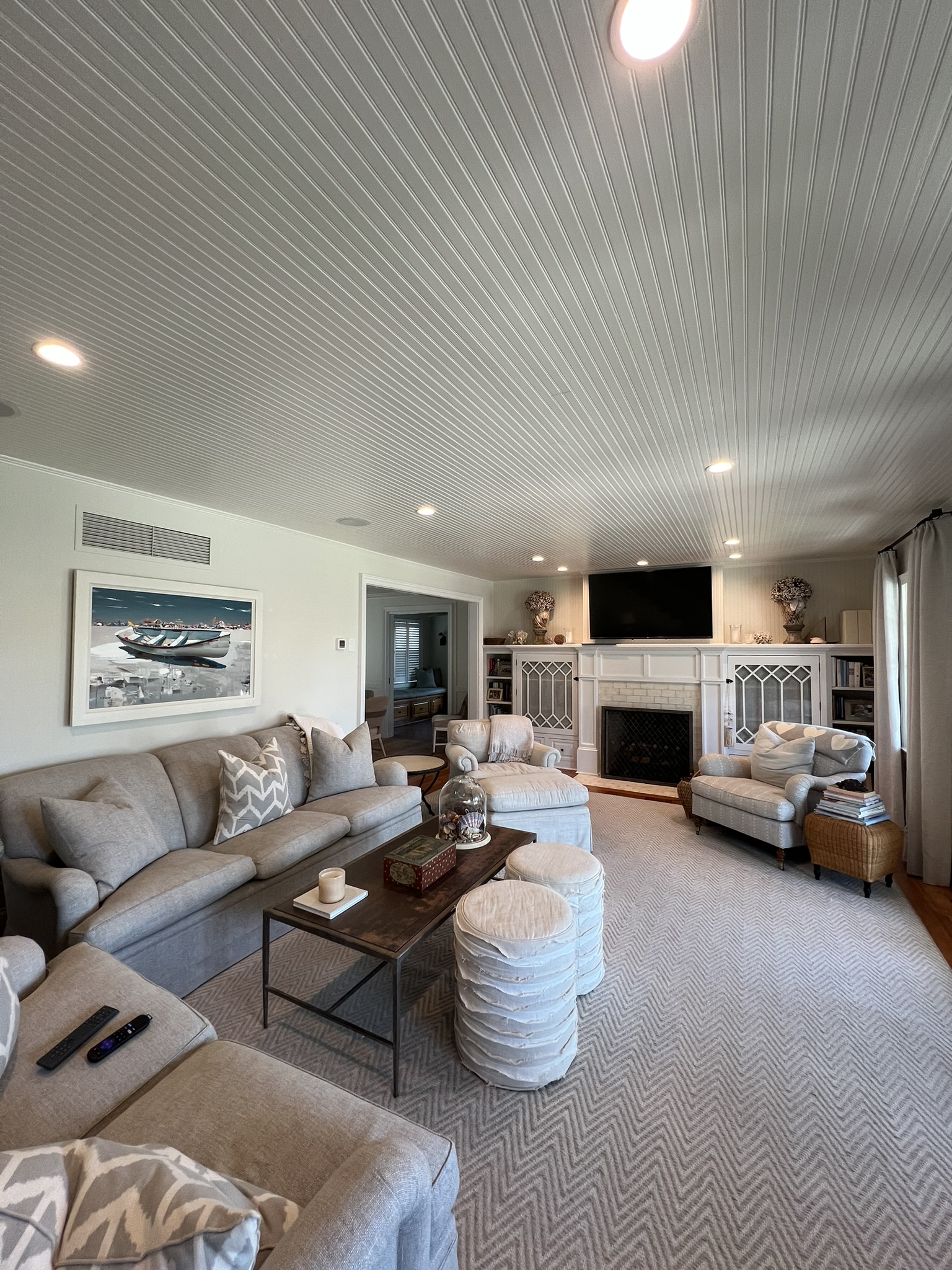 Lutron HomeWorks controlled lighting in the living room of a Stone Harbor home